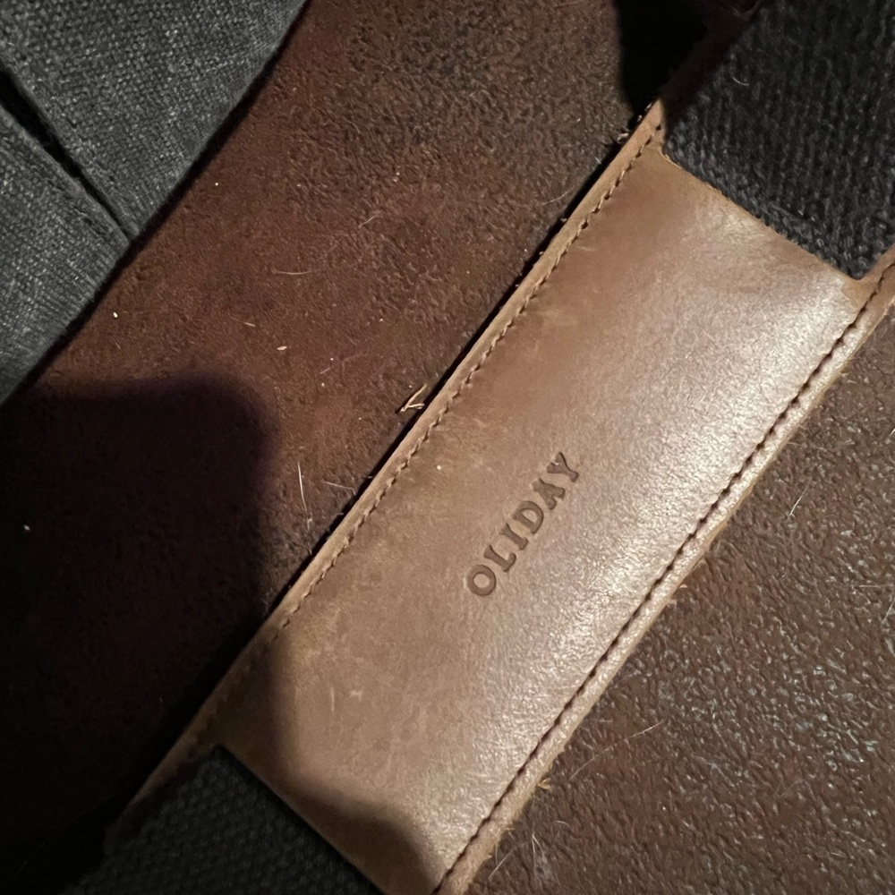 Oliday crossbody bag with camera inserts